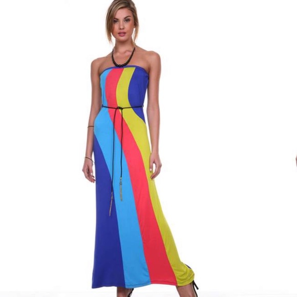 Dresses & Skirts - Colorful maxi dress